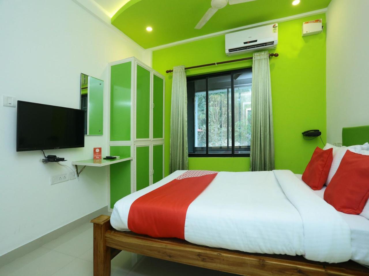 Hotel Oyo 9557 Near Kims Hospital à Thiruvananthapuram Extérieur photo