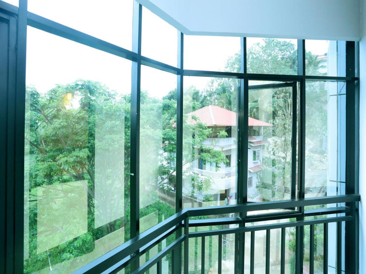 Hotel Oyo 9557 Near Kims Hospital à Thiruvananthapuram Extérieur photo