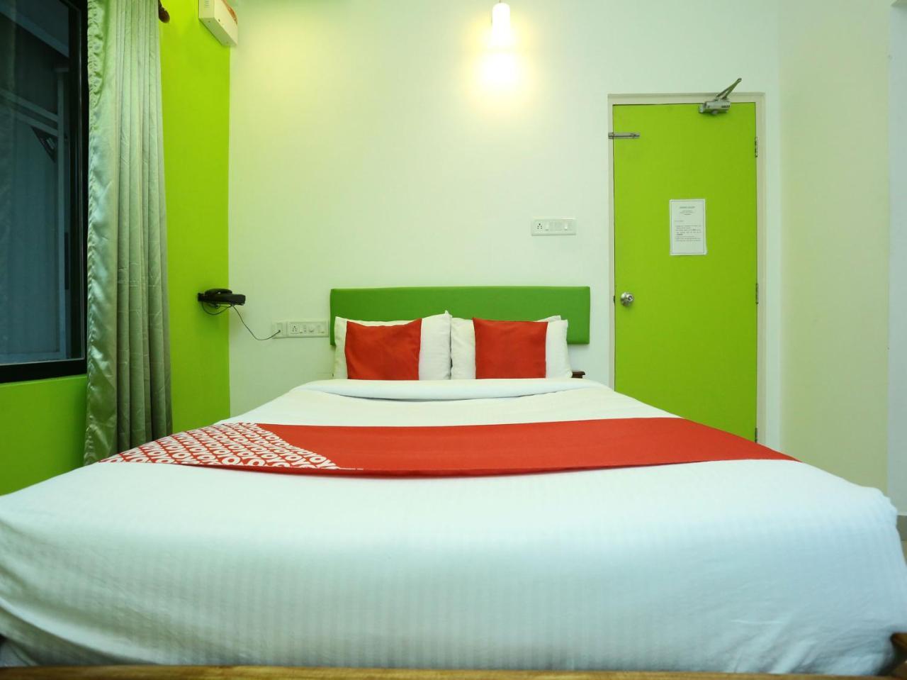 Hotel Oyo 9557 Near Kims Hospital à Thiruvananthapuram Extérieur photo